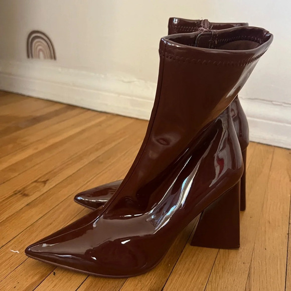 Steve Madden Chocolate Brown Ticker Ankle Boots | 7.5 - Picture 7 of 7